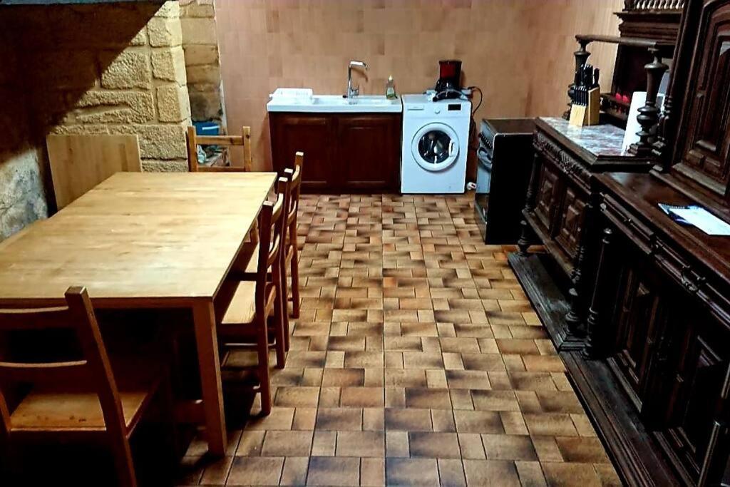 Demeure Du Xiiie-Xive S. Dans La Cite Medievale. Gourdon-en-quercy Εξωτερικό φωτογραφία